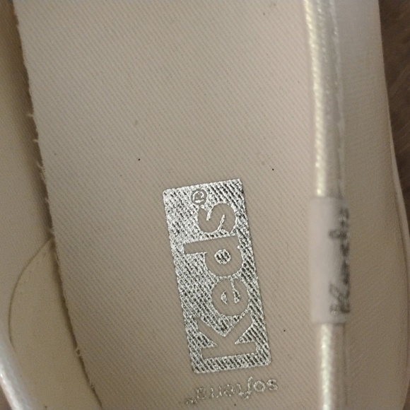 Keds Point Pearlized White Platform Sneakers - Picture 8 of 9